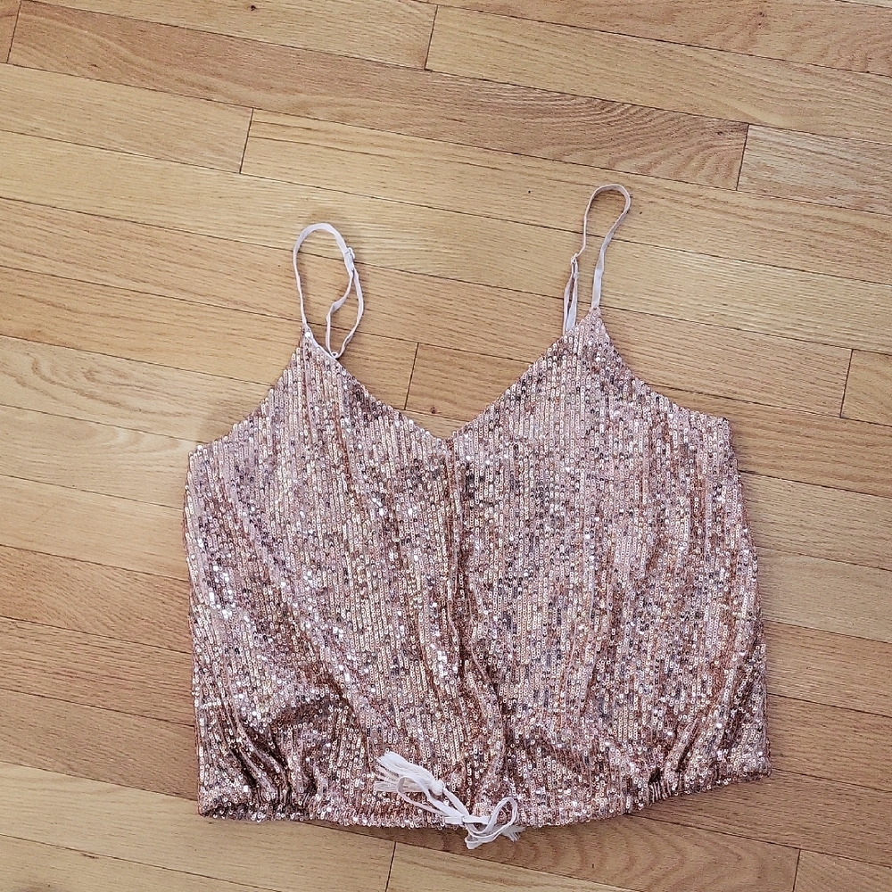 NWOT Sequin Top Etam size L